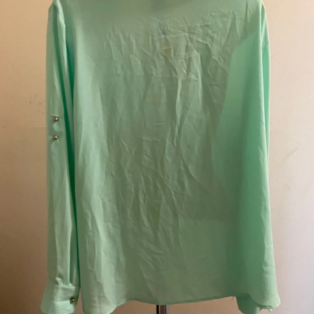 Ladies blouses - Picture 6 of 6